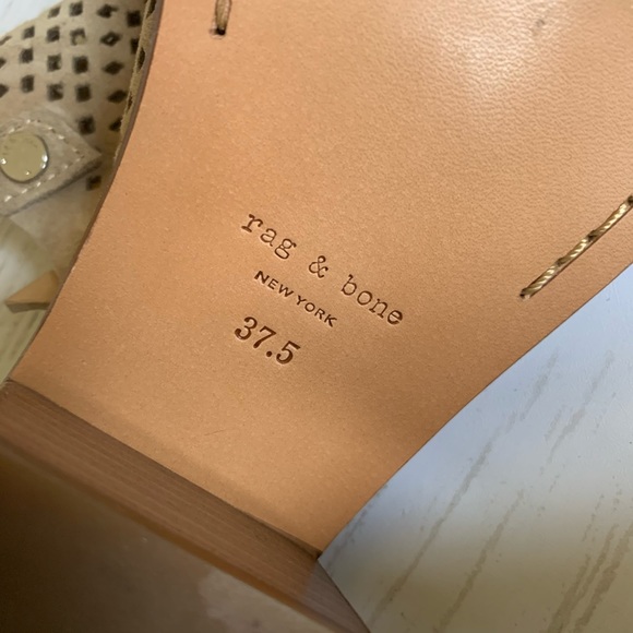 Rag and bone Wyatt heel sandal perforated suede - Picture 7 of 8